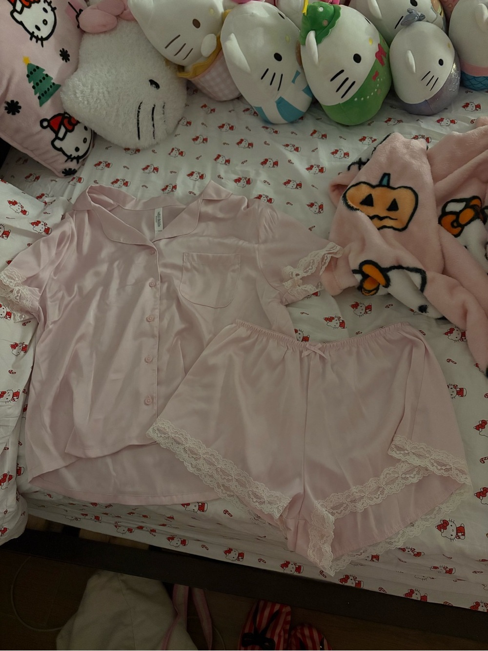 wild fable Light Pink Lace-Trim Short Pajama Set